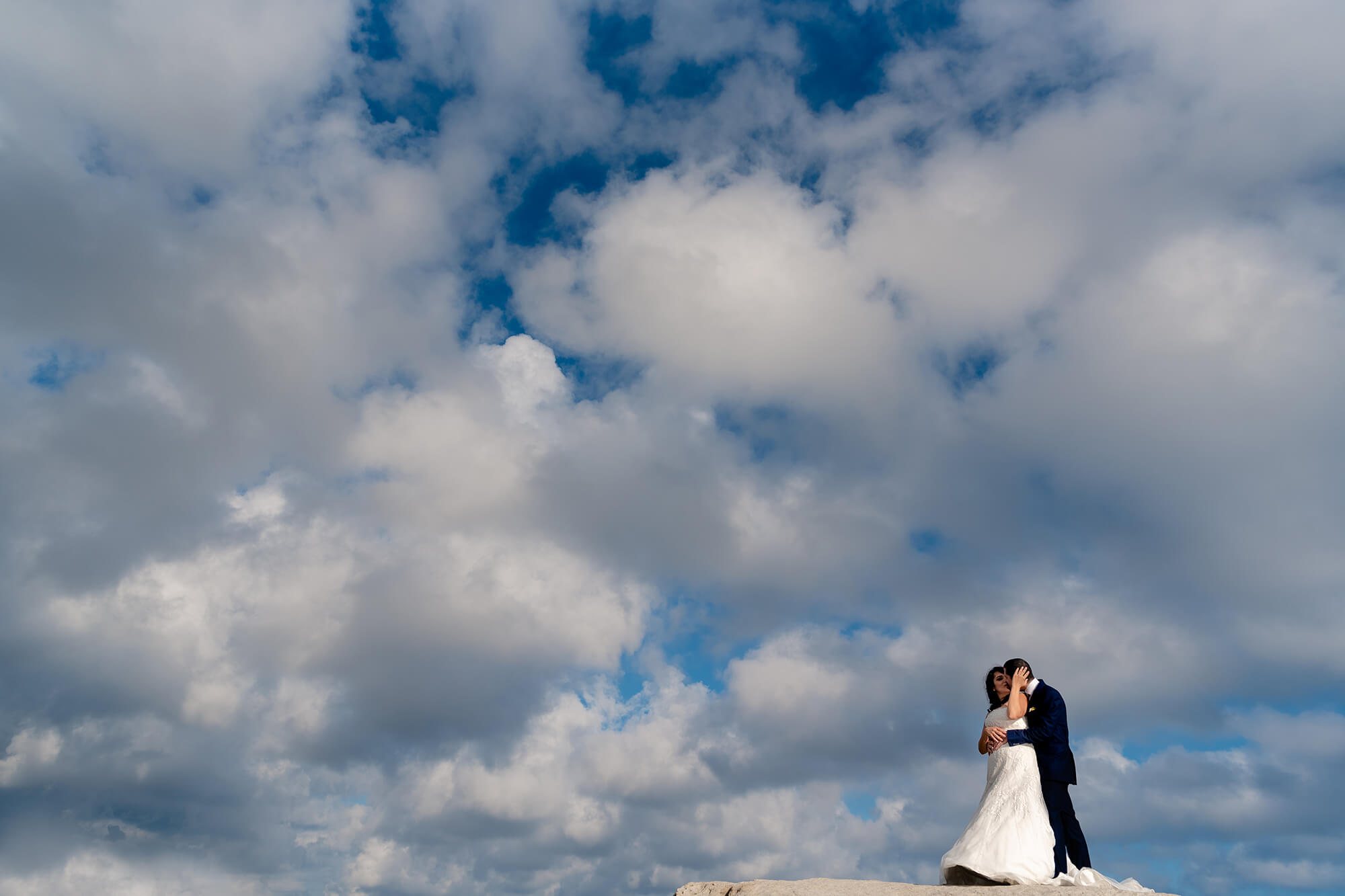 Foto di un matrimonio a Sant'Ampelio a Bordighera, matrimonio di Settembre.