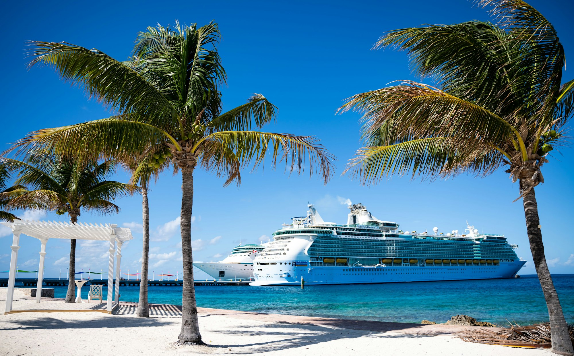 Independence of the Seas (ship cover)