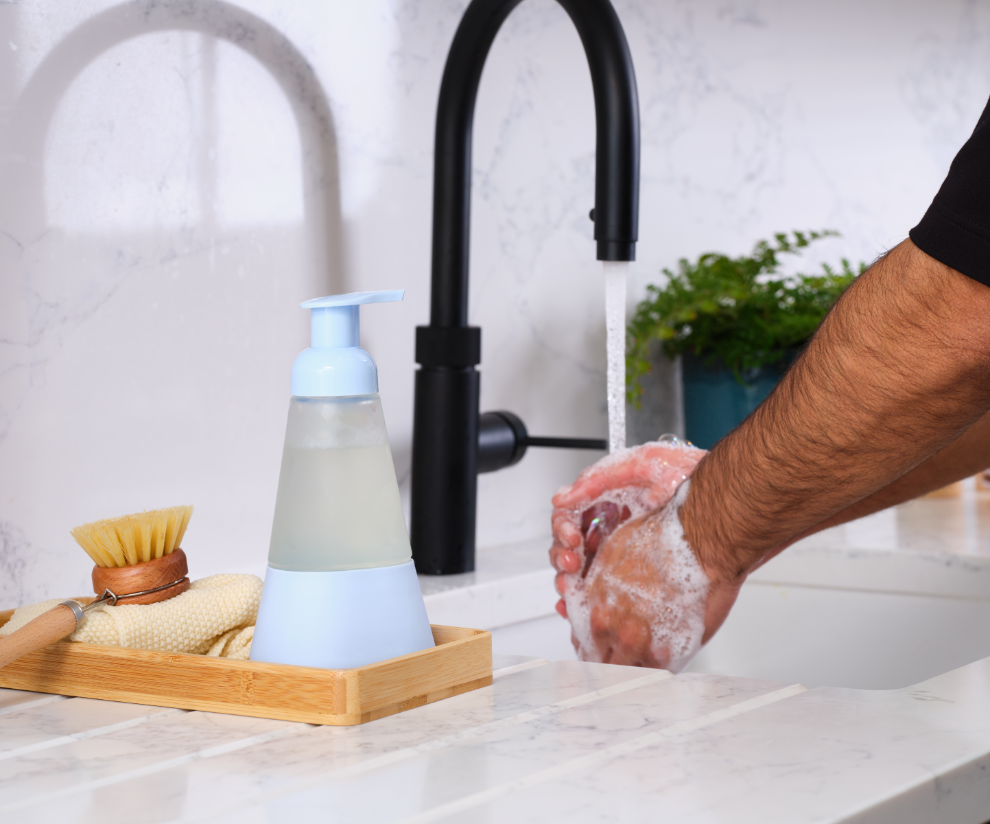 Reusable foaming shop soap dispenser