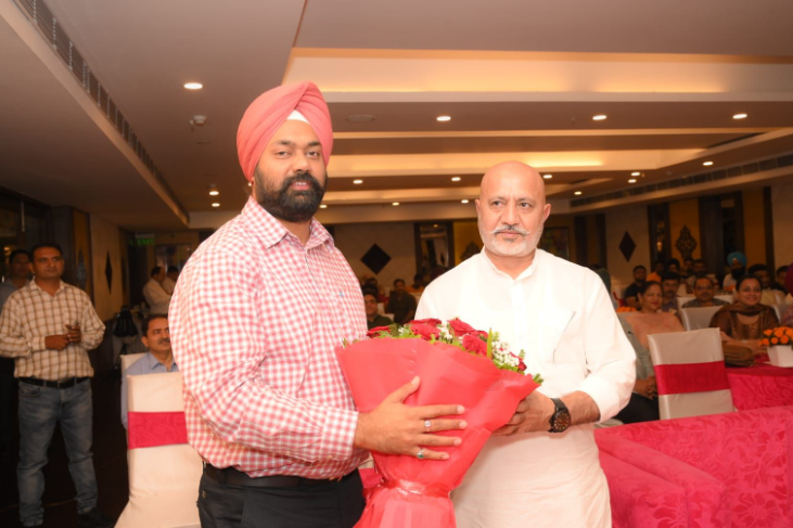 Mr. Navjot Singh Sandhu welcoming Mr. Baltej Singh Pannu, Media Advisor to CM Punjab, Bhagwant Singh Mann 