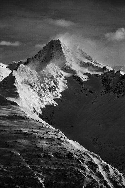 Mountain photo by Gabriella Palko