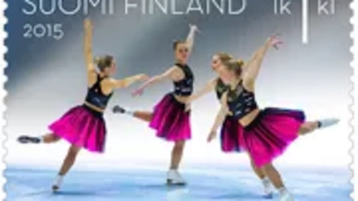 synchronized skating team