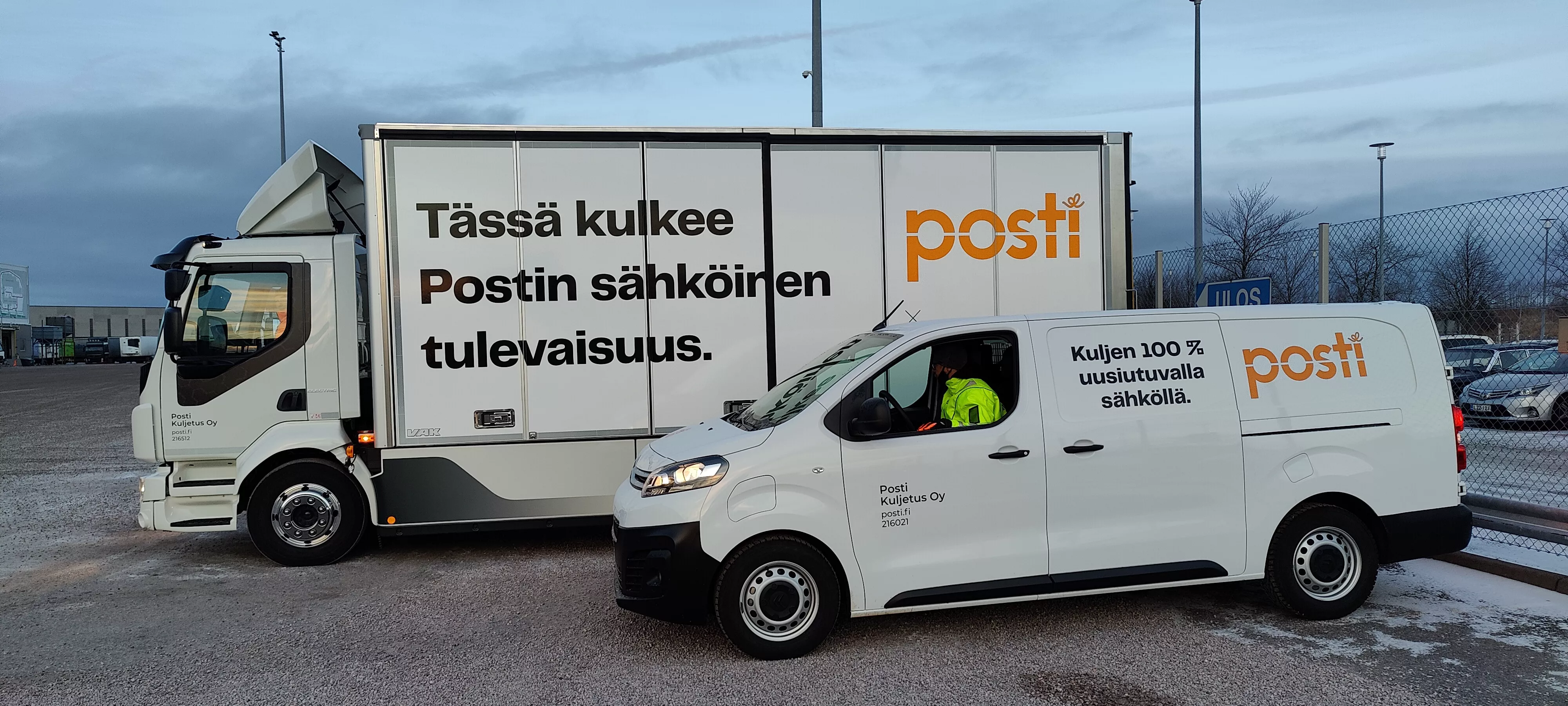 Helsingin kotiinkuljetukset puhtaasti sähköpakettiautoilla