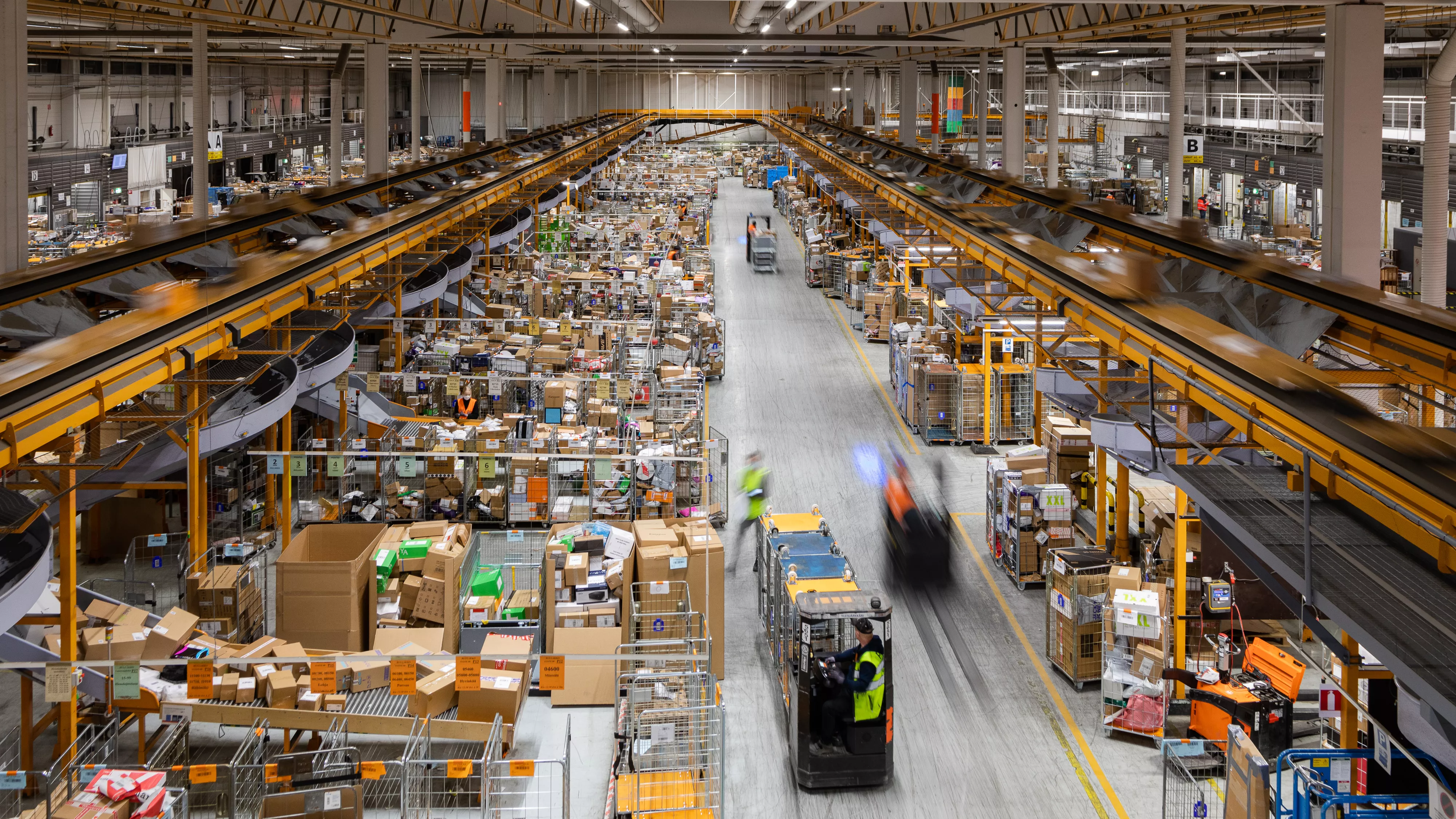 Posti logistics center in 2020 season