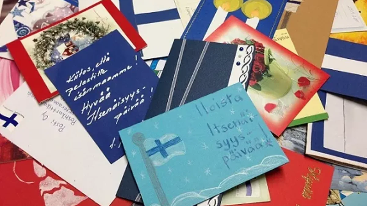 itsenaisyyspaivakortit pieni