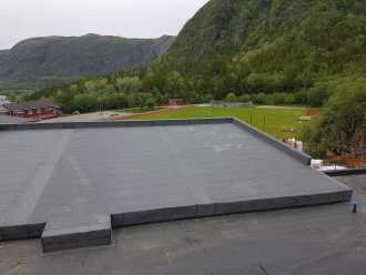 BMI-Norge-Miljøbilde-Icopal-asfalt-takbelegg-passiv-idrettshall