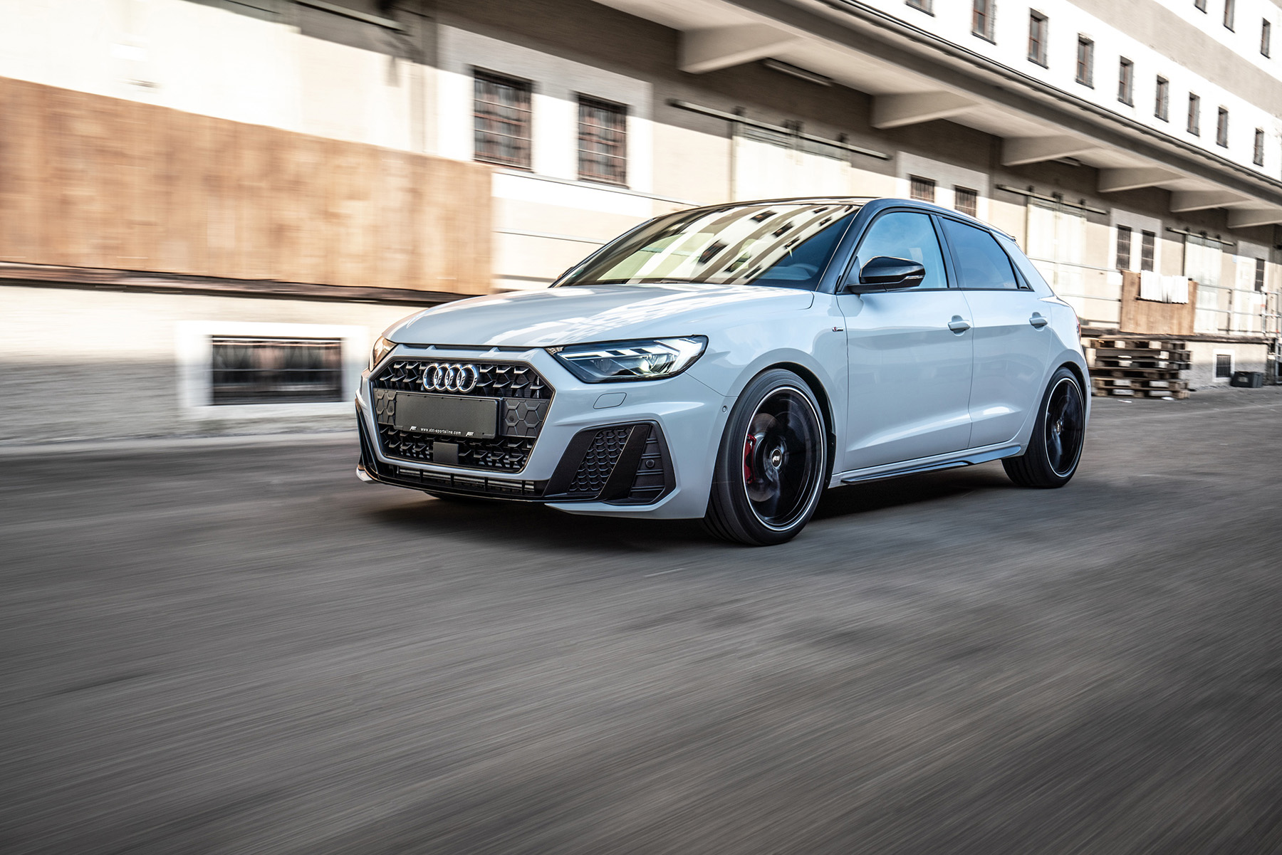 audi-a12019-abt-khetchbek-skorost-audi