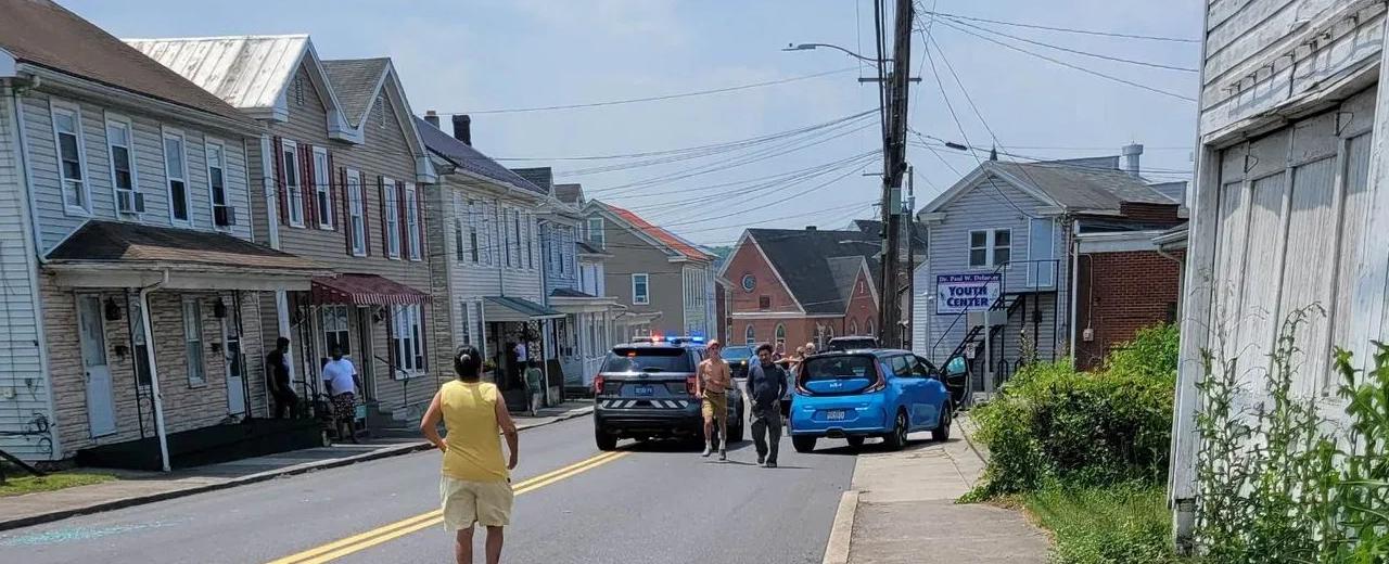 Pennsylvania state trooper killed in gunfire in Juniata County, suspect dead