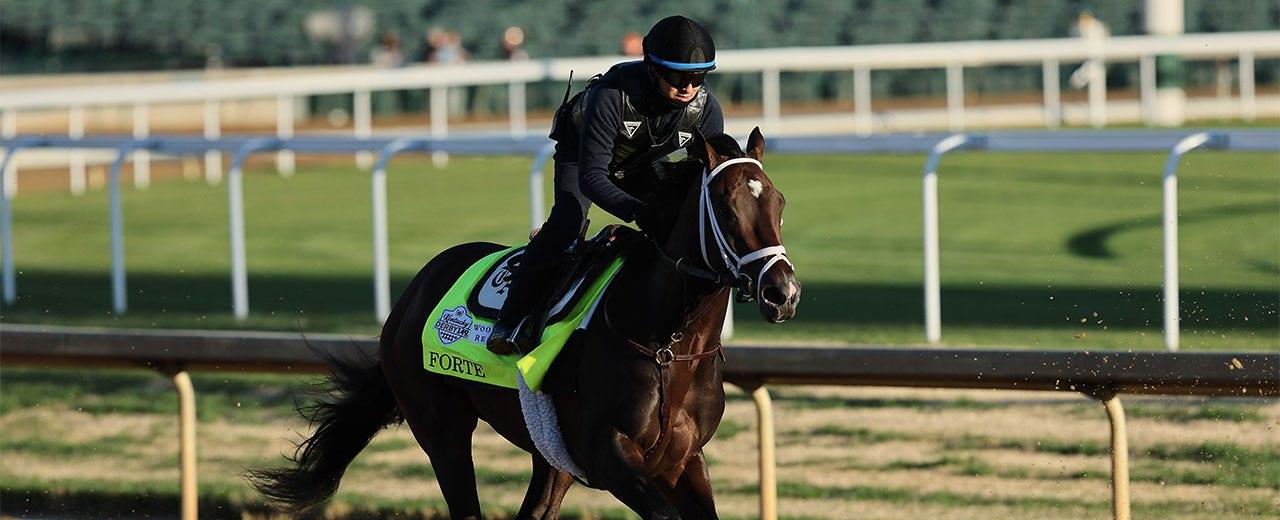 Kentucky Derby favorite scratched from race due to bruised right foot
