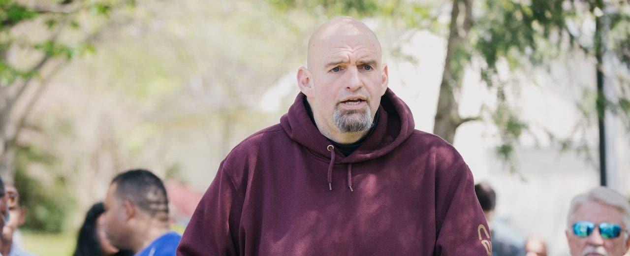 Fetterman wearing ‘hoodies and gym shorts’ in Senate shows ‘robust recovery,’ AP report claims