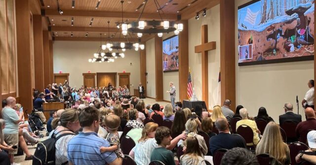 VIDEO: 1K Attend Kirk Cameron Read Aloud at Billy Graham Library