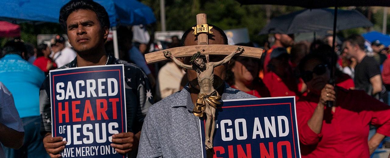 Social media galvanized by massive crowd protesting Dodgers honoring drag 'nuns': ‘World is over woke agenda’