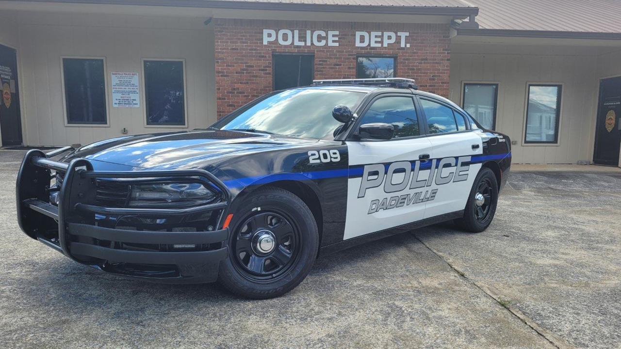 Alabama mass shooting: 4 confirmed dead, reports of at least 20 injured at teenager's birthday party