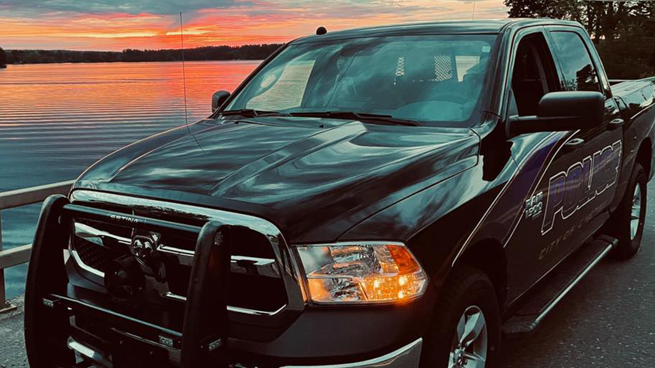 Two Wisconsin police officers killed during traffic stop