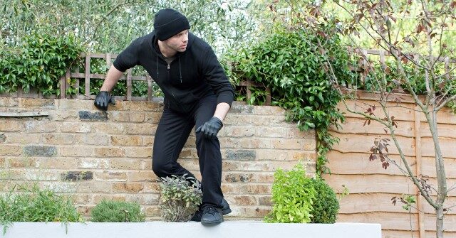 Dad Shoots, Kills Alleged Intruder Who Accosted 11-Year-Old Daughter in Back Yard on Father's Day