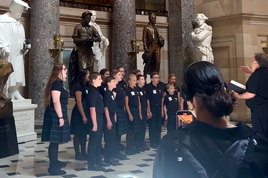 Capitol Police stop youth choir during national anthem performance, sparking outrage: 'I was shocked'