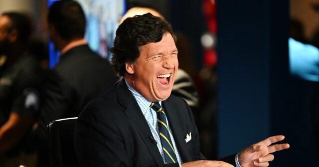 Tucker Carlson's Twitter Video Beats Old Fox News Time Slot Within an Hour