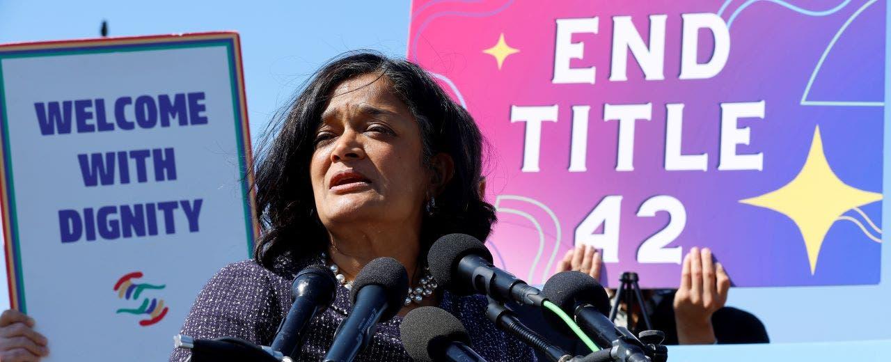 Democrat bill gives immigrants instant access to federal benefits, ends 'xenophobic' 5-year wait