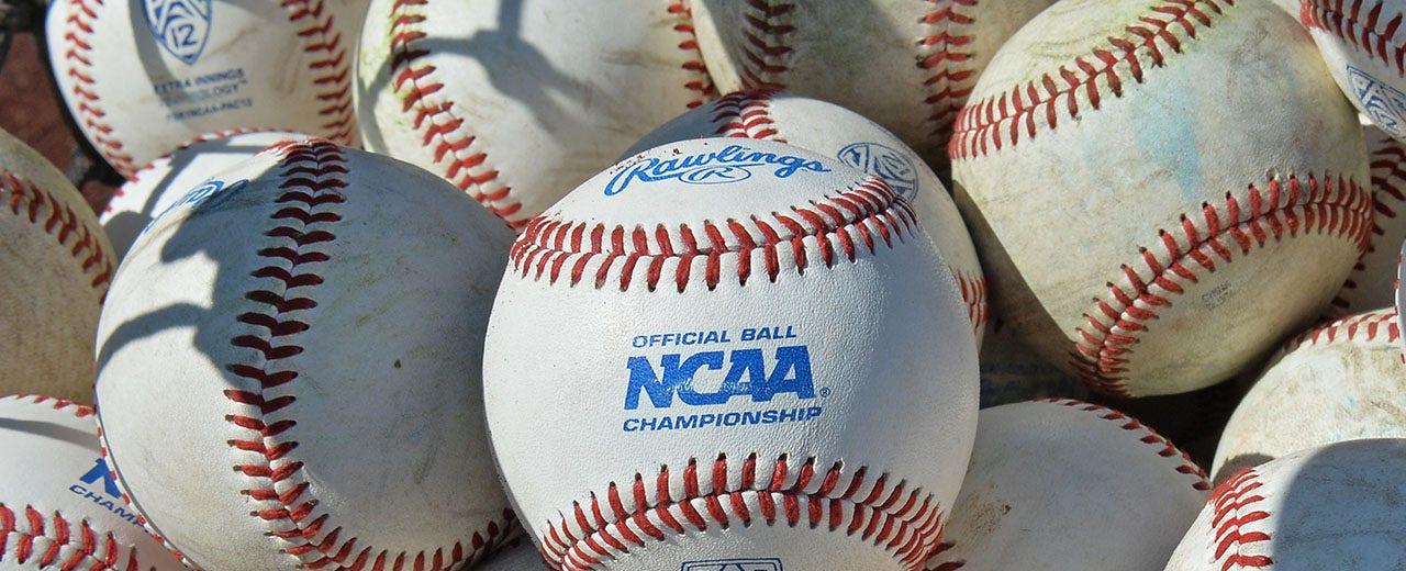 College baseball player performs national anthem on guitar before game