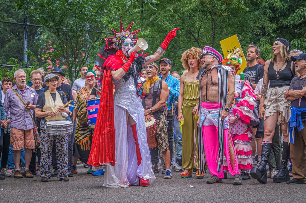 NYC drag marchers chant 'We're coming for your children' during pride event