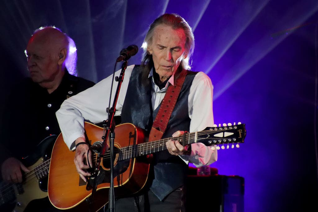 Singer Gordon Lightfoot, a Canadian 'rare talent,' dies at 84