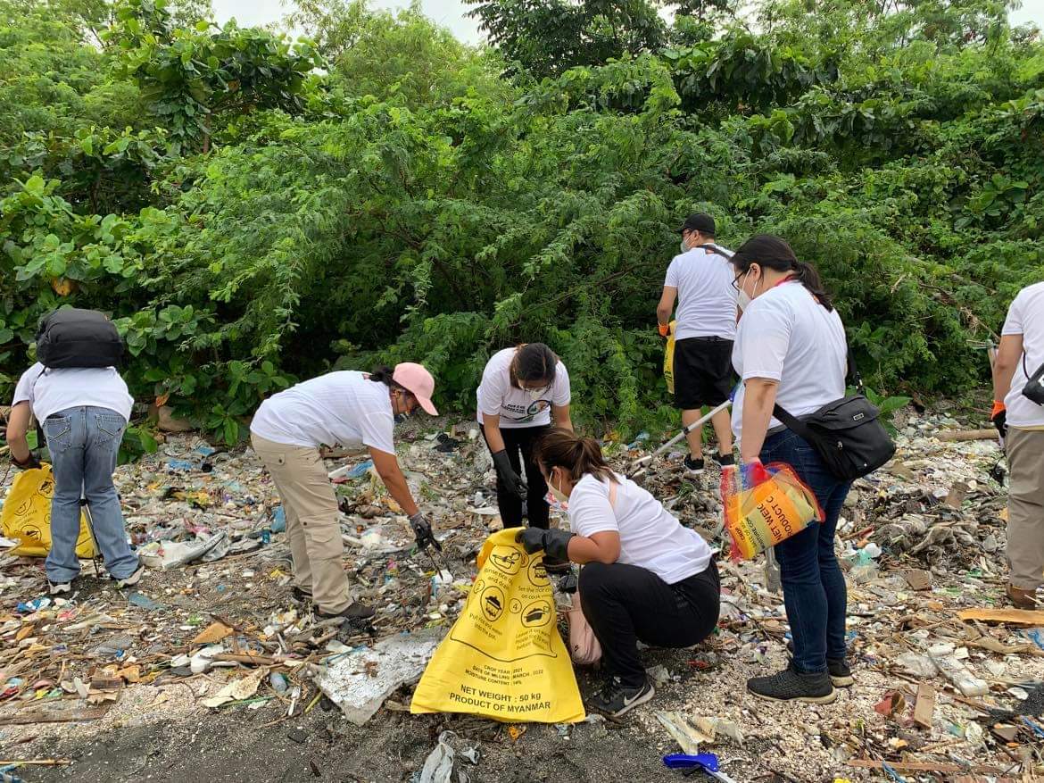 ShipMates Participate In Coastal Cleanup | ShipServ