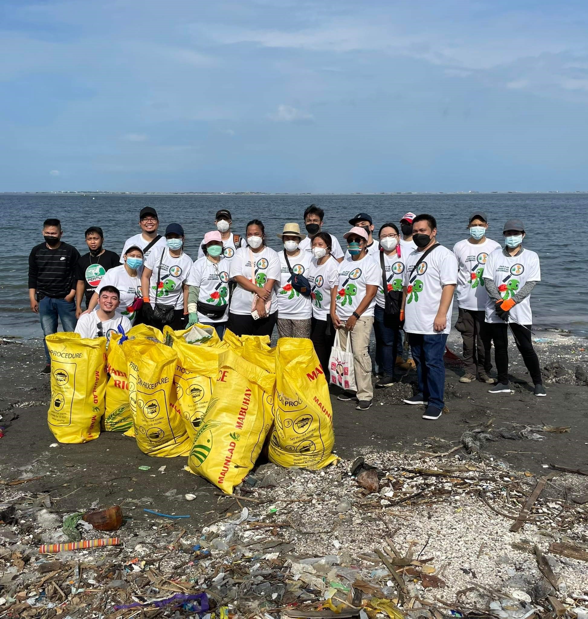 Shipmates Participate In Coastal Cleanup Shipserv 6511