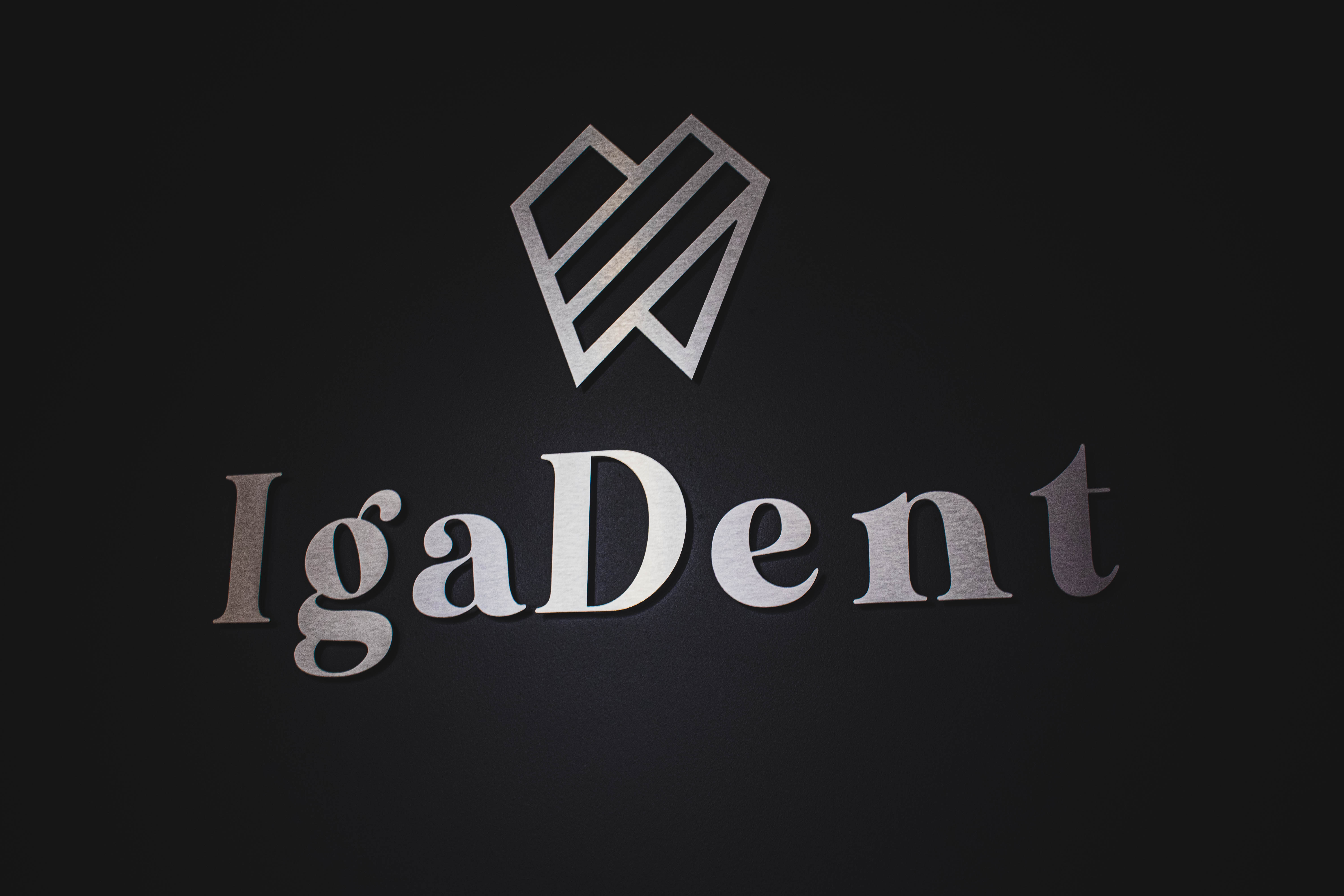 IgaDent Centrum Stomatologii logo