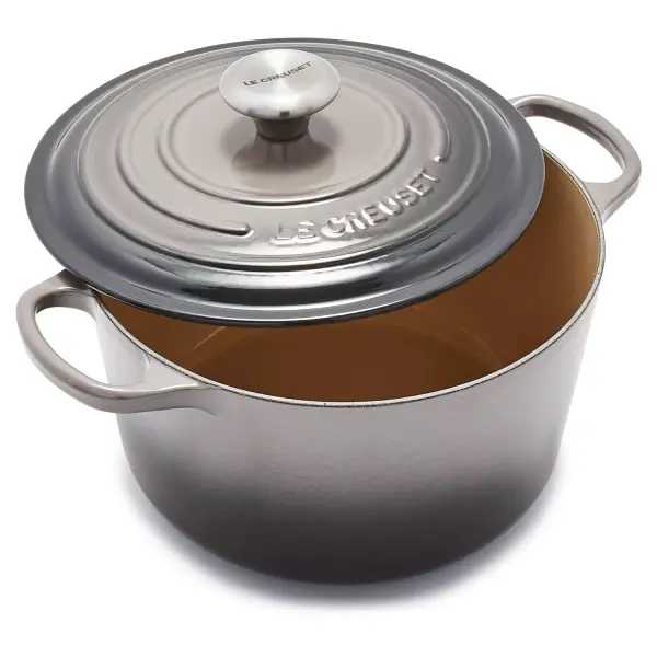Le Creuset Signature Round Deep Dutch Oven