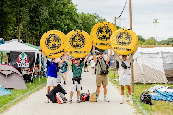 Dominator