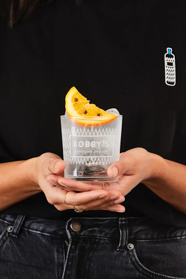 Bobby's Gin (Glas met sinaasappel)