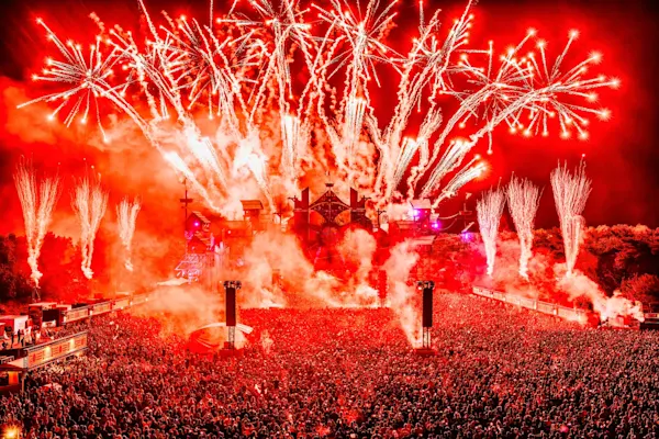 Dominator