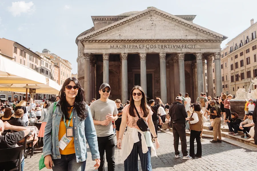 Explore 10 fascinating landmarks on your Rome walking tour.
