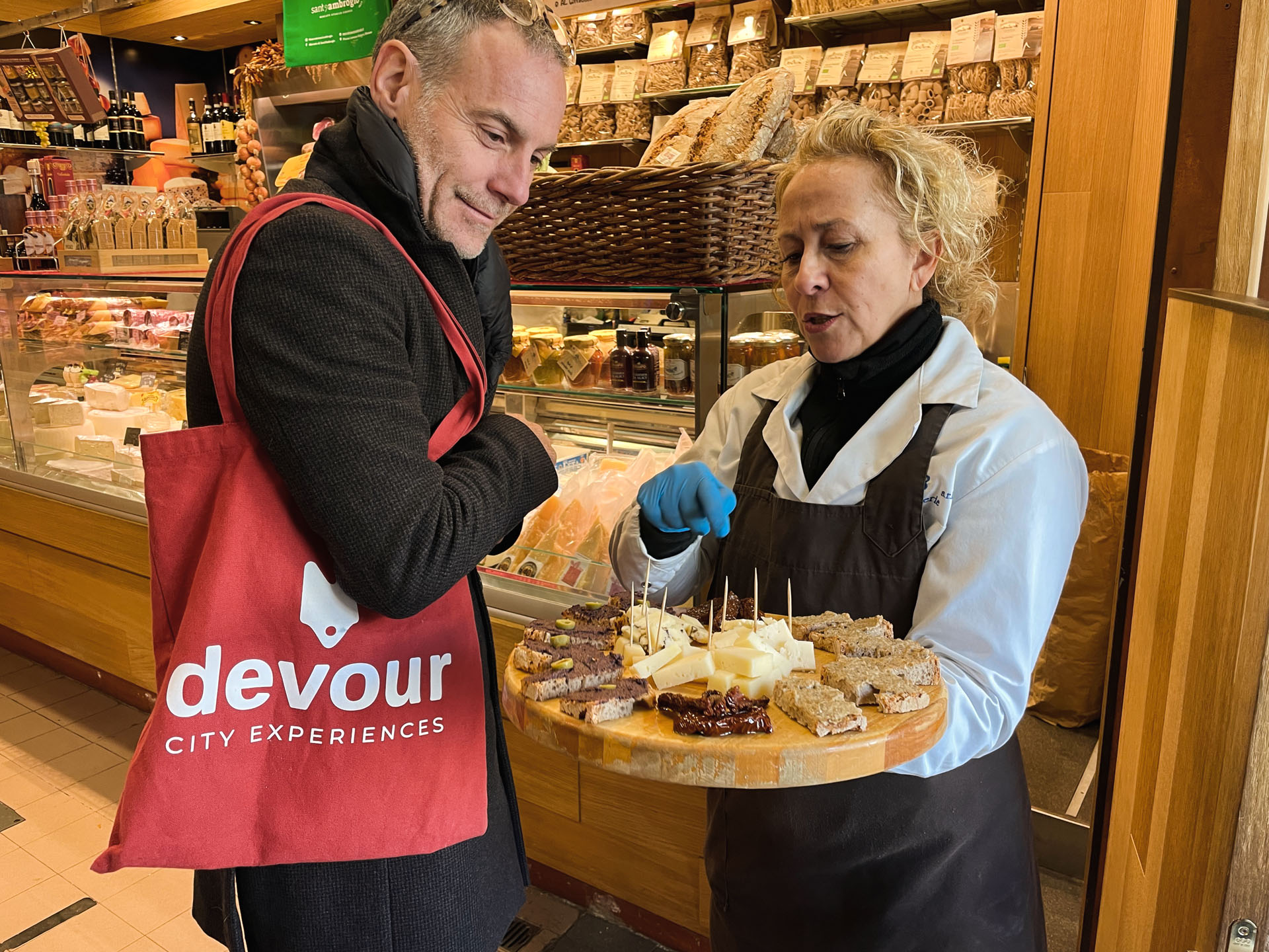 Are your food tours in Florence suitable for vegetarians? 