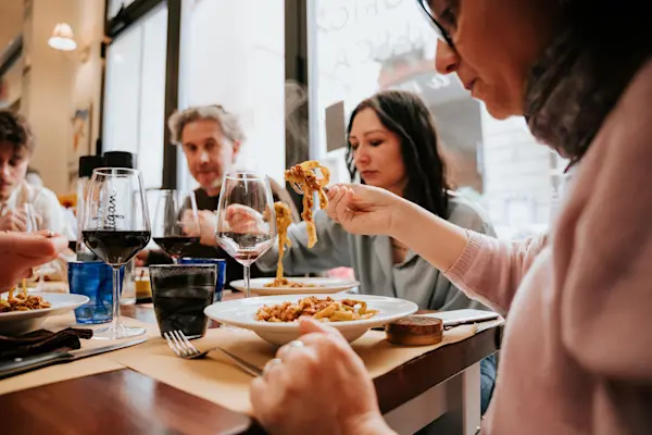 What are the best places to eat in Bologna?