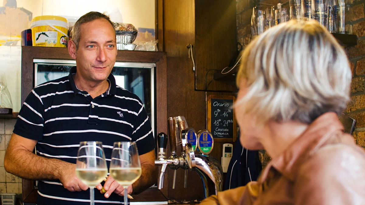 Enjoy wine & great local bites on our Venice food tour.