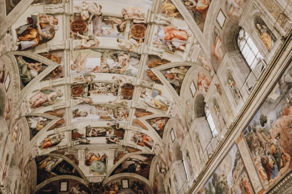 Why is the Sistine Chapel so famous? 