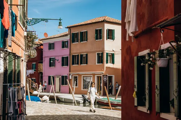How can I get to Murano and Burano from Venice? 