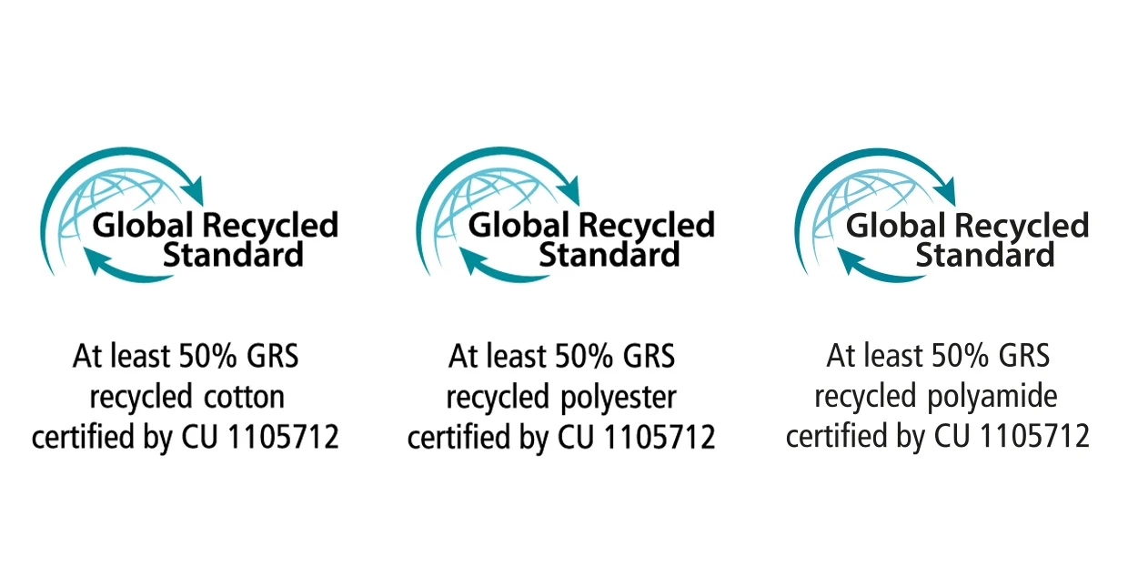 Tri logá Global Recycled Standard, certifikované podľa CU 1105712 s textom: Vľavo je certifikovaná 50% recyklovaná bavlna GRS, uprostred je certifikovaný 50% recyklovaný polyester GRS, vpravo je certifikovaný 50% recyklovaný polyamid GRS. Tri logá Global Recycled Standard, certifikované podľa CU 1105712 s textom: Vľavo je certifikovaná 50% recyklovaná bavlna GRS, uprostred je certifikovaný 50% recyklovaný polyester GRS, vpravo je certifikovaný 50% recyklovaný polyamid GRS.