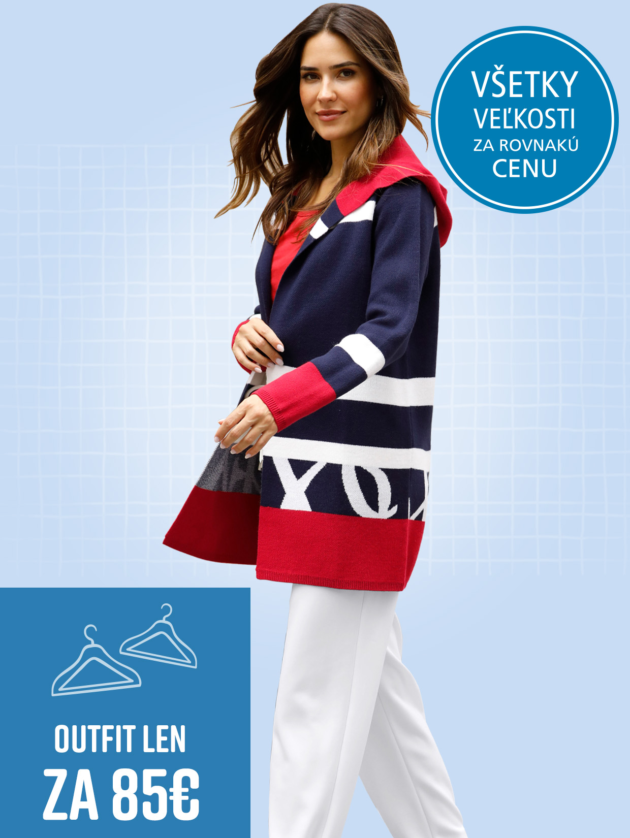 Model má na sebe dlhý farebný pletený sveter s kapucňou, biele nohavice a biele tenisky.