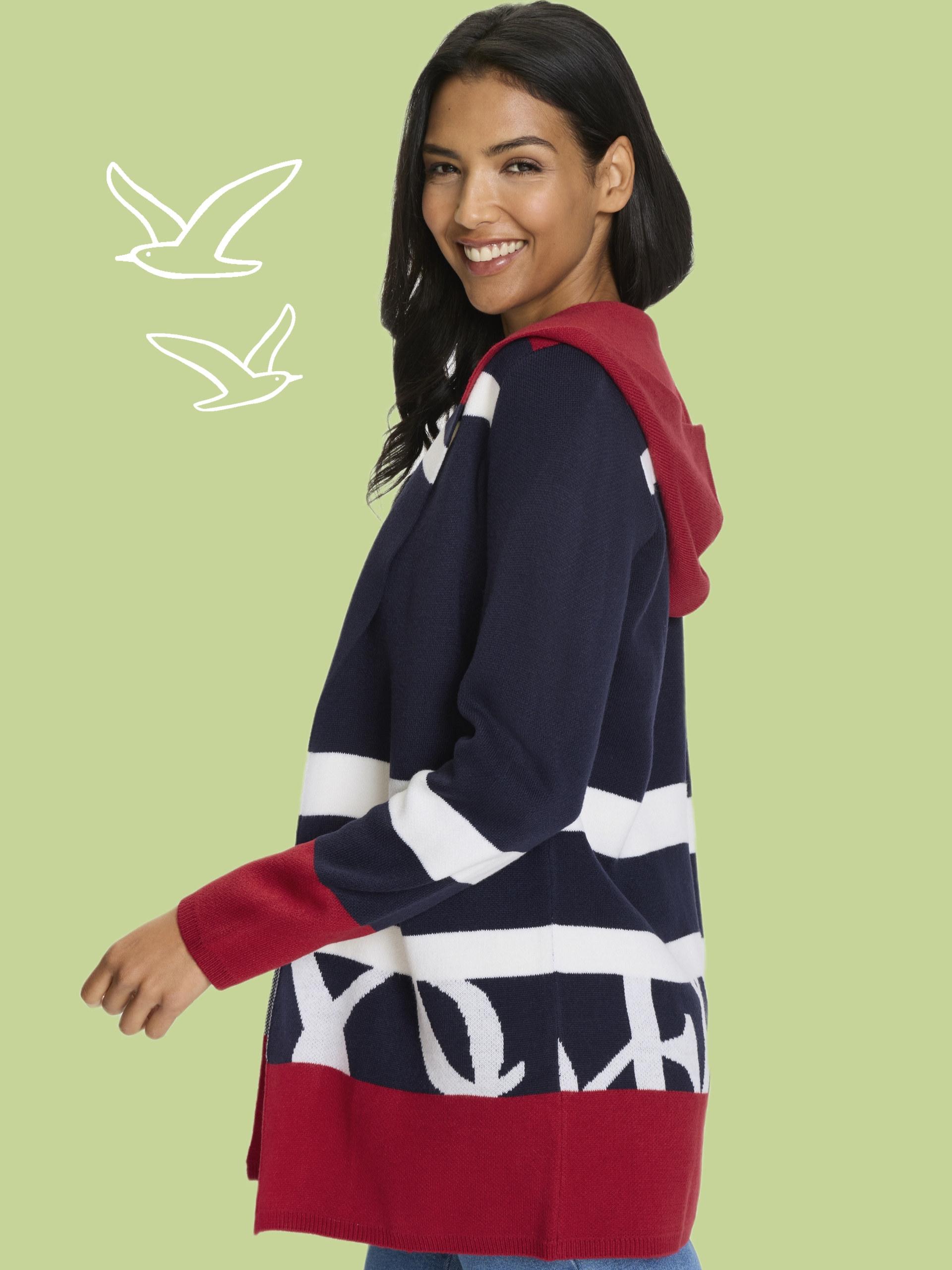 Een capuchontrui met brede strepen in donkerblauw, wit en rood wordt zijwaarts gedragen.