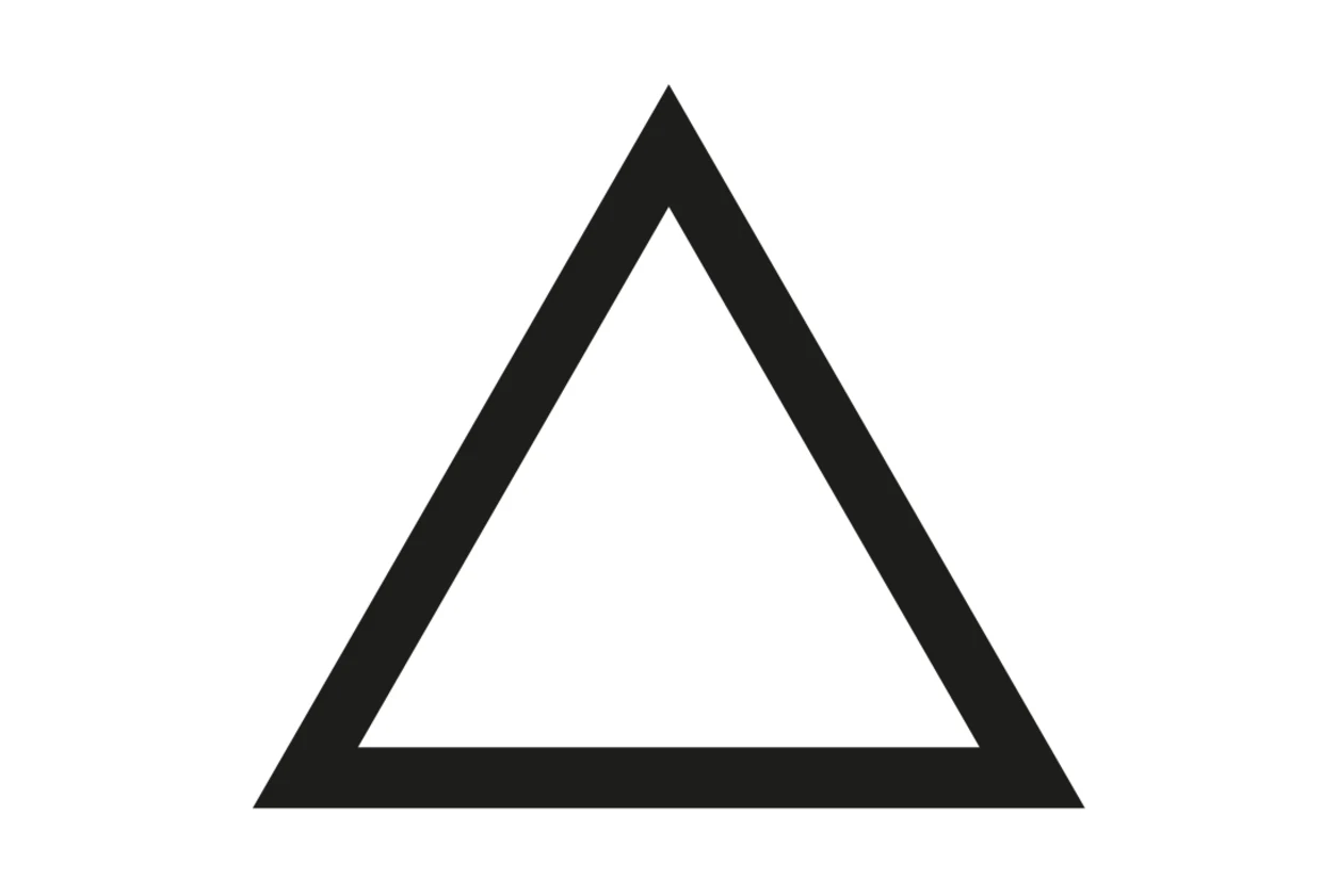 Schwarzes Dreieck-Symbol auf weißem Hintergrund. Schwarzes Dreieck-Symbol auf weißem Hintergrund.