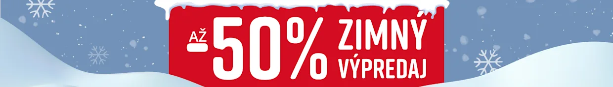 Červená tabuľa s textom 'Až -50 % zimný výpredaj' pred zimnou zasneženou krajinou s vločkami.