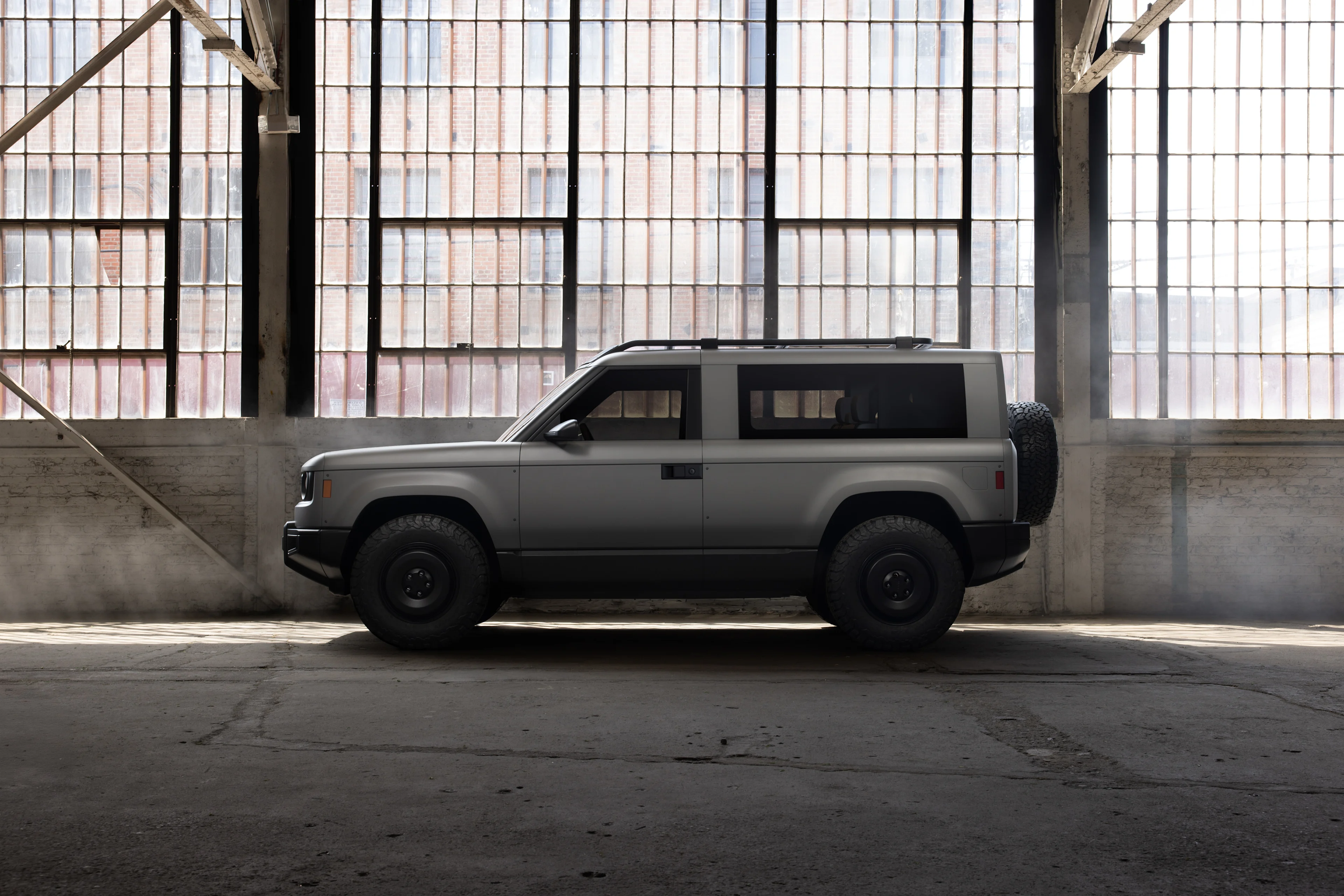 Squareback SUV Profile