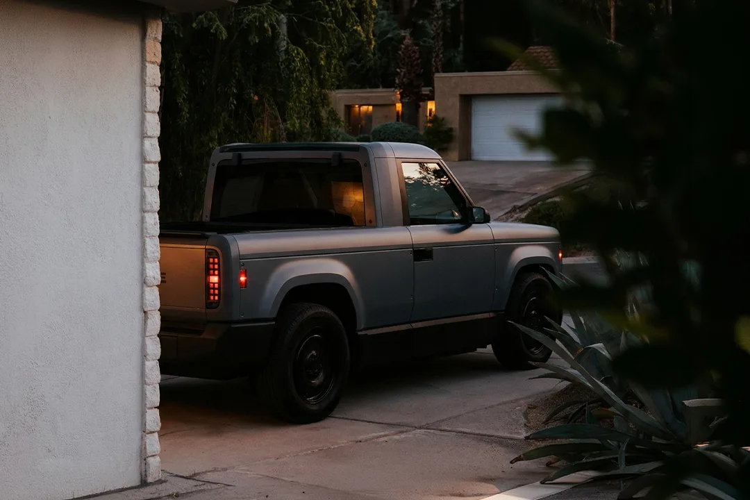 Rear Slate parked in driveway