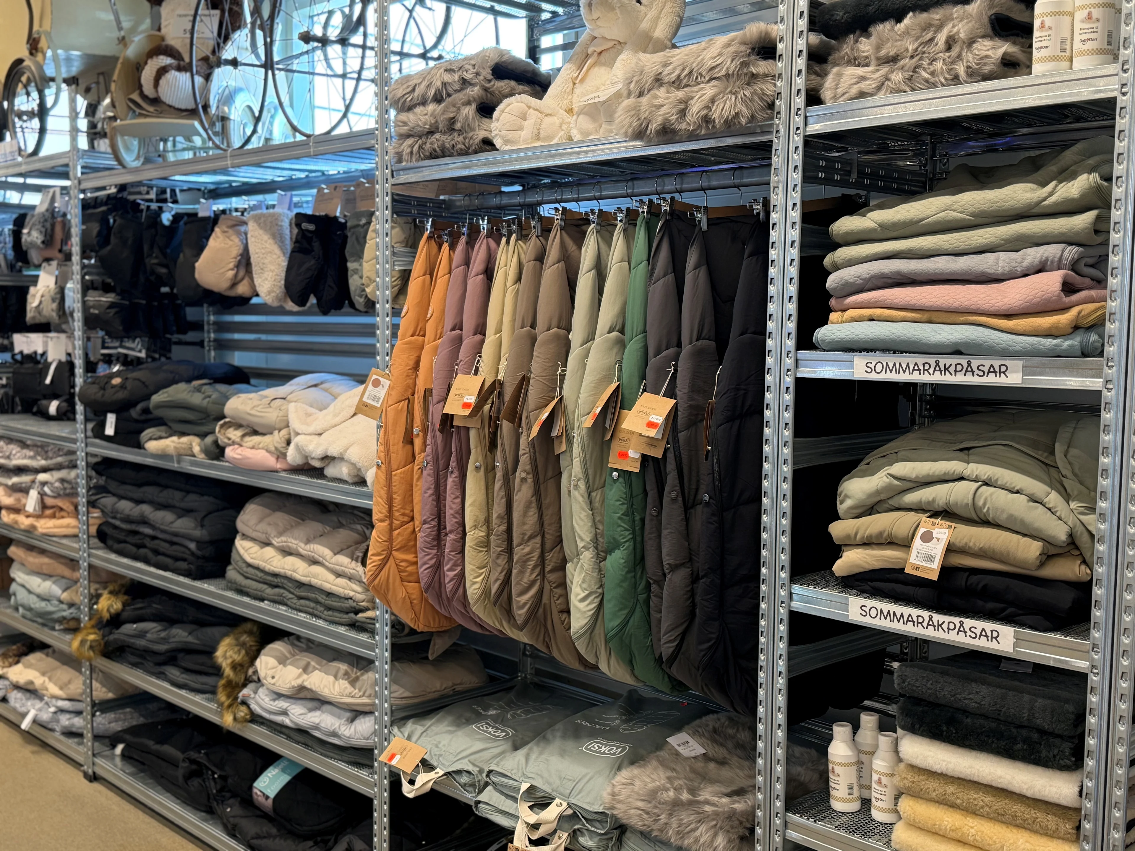 Babyringen i Malmøs butik med udstyr til babyer.