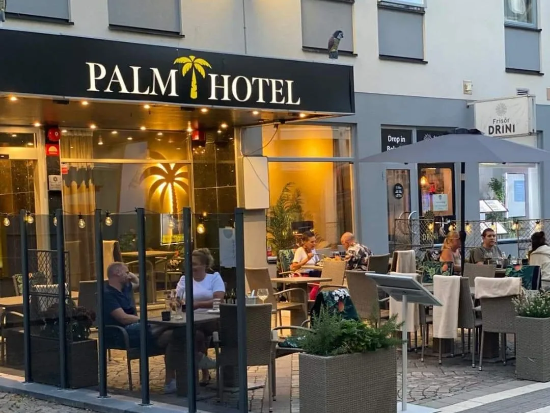 Hos Palm Tree Hotel i Trelleborg finder du hyggelig stemning og fine faciliteter. Du bor centralt i byen og får rabat med CLUB Øresund.