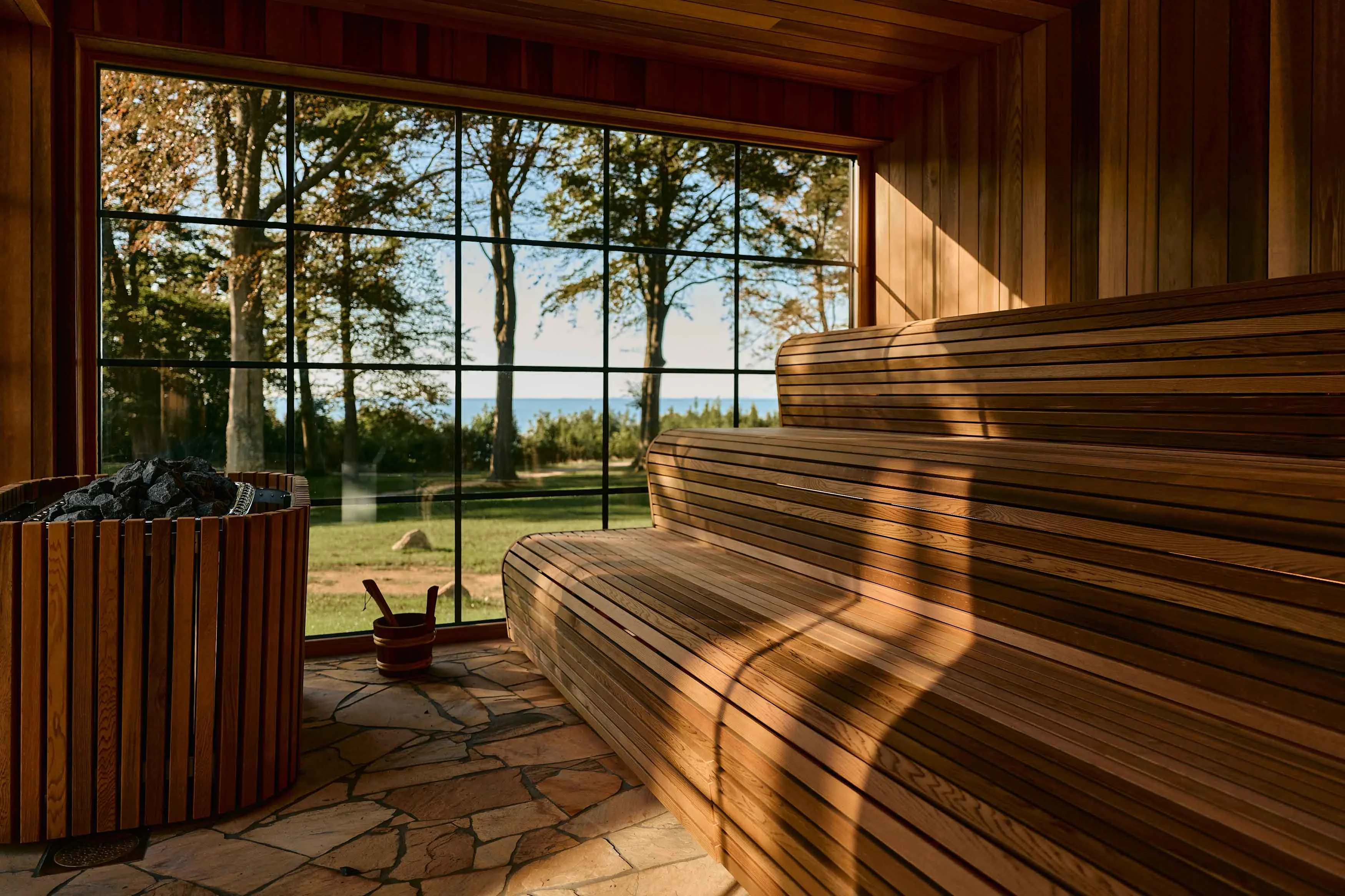 Maryhill Estate Sauna med udsigt over havet.