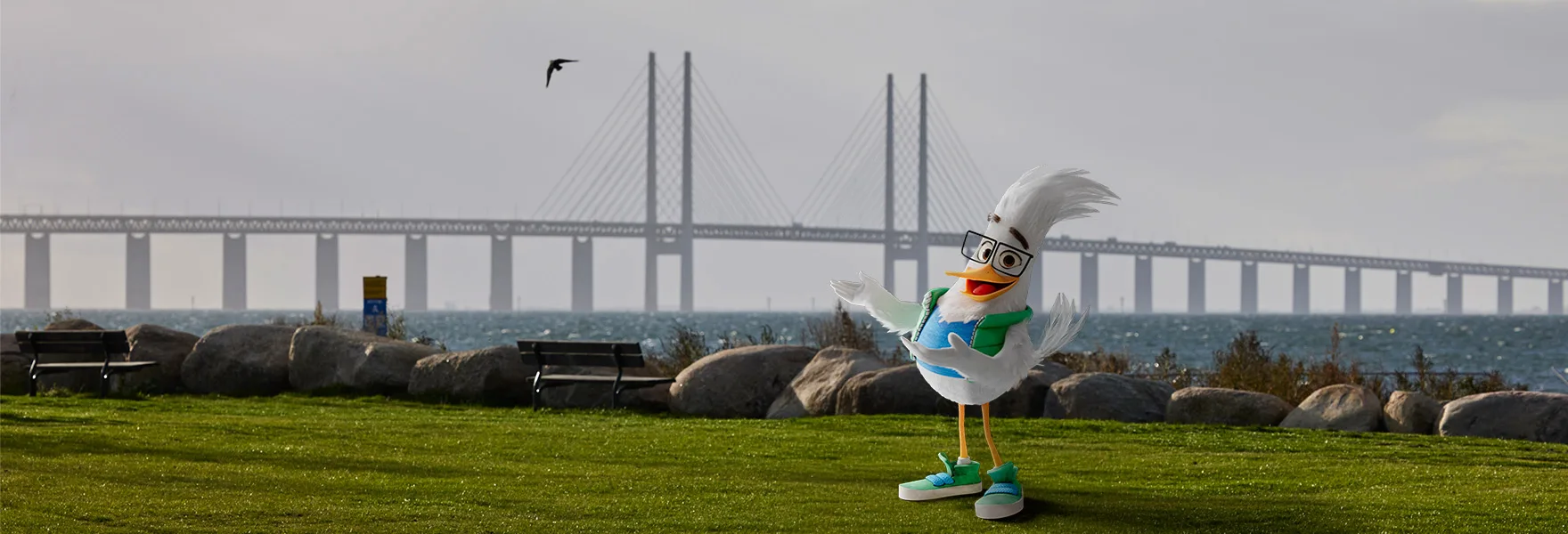 Topbanner på for ØresundGO med maskotten Gustav stående.