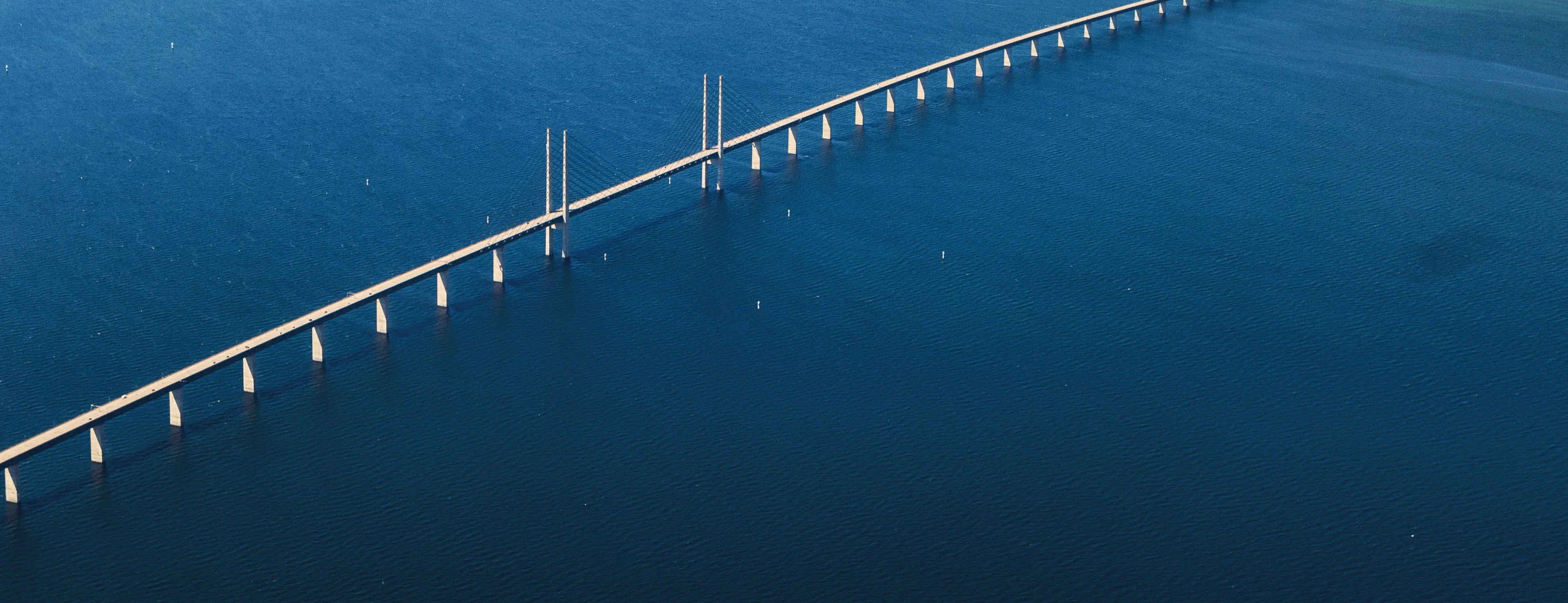 Øresundsbroen i dagsljus.